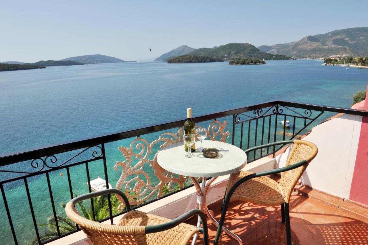 Logan'S Beach Hotel Nydri  Esterno foto